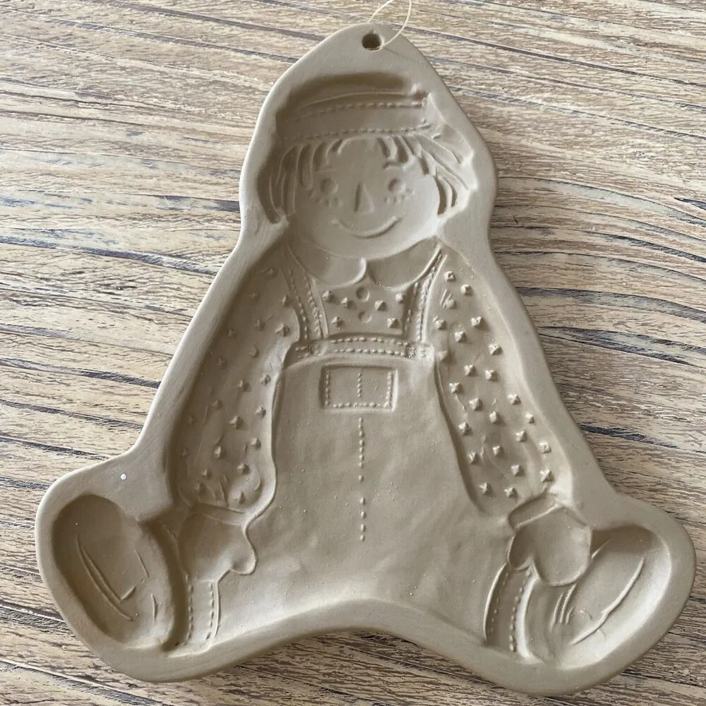 Raggedy Ann Raggedy Andy Brown Bag Ceramic Cookie Art Mold 80s Set of 2 Vintage